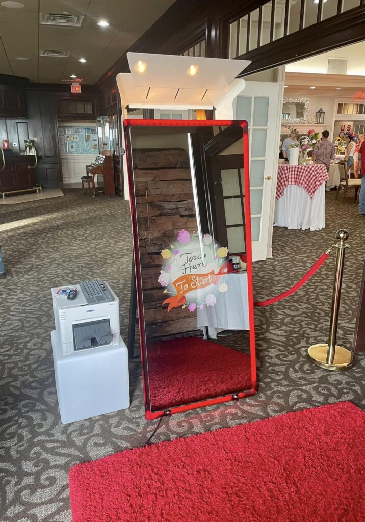 custom mirror photo booth on red carpet
