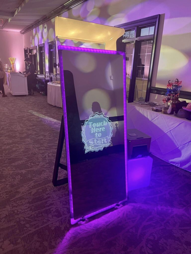 Interactive mirror photo booth