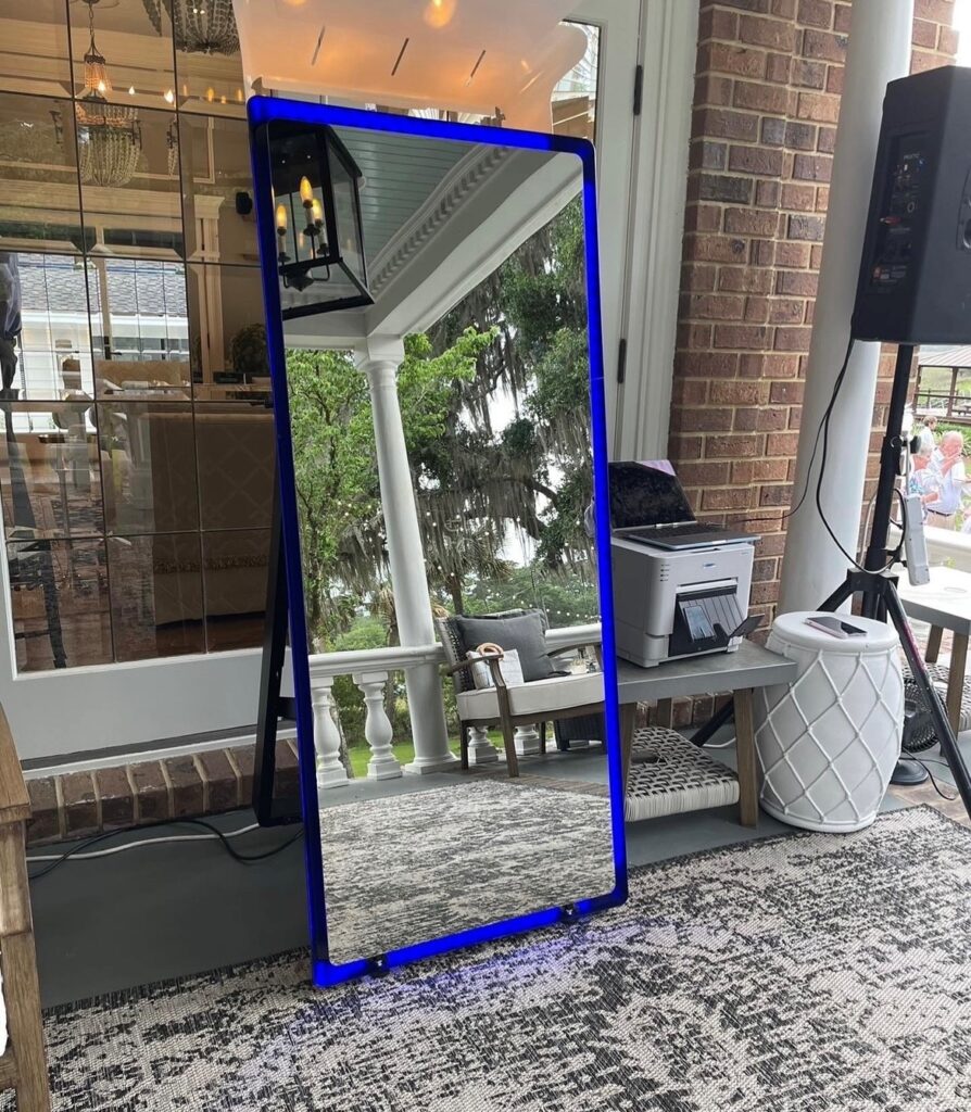 mirror photo booth rental at wedding